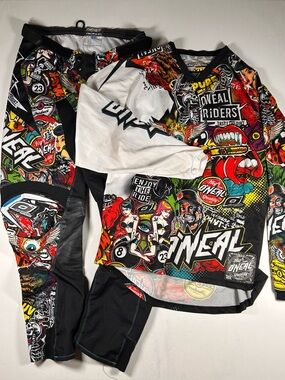 O'Neal Mayhem Lite Crank MX Gear Set Black/Multicolor XL / 36 Missing Hip Pads